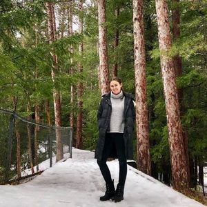 Meet your Posher, Kelly